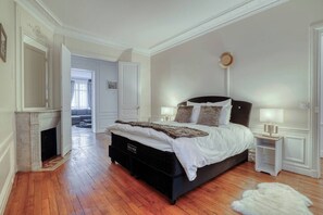 2 bedrooms, iron/ironing board, free WiFi, bed sheets - [120 m2] Luxury Eiffel Signature (Paris)