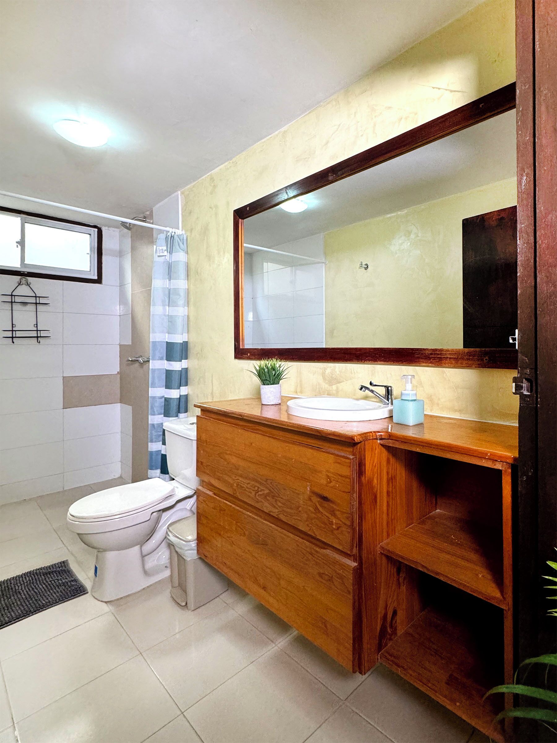 Deluxe Double Room, Garden View | Bathroom