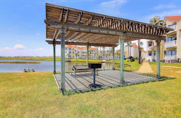Outdoor dining - Beach Club with view of pool and lake! (Corpus Christi)