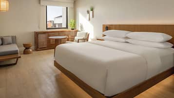 Premier Single Room | Egyptian cotton sheets, premium bedding, pillow-top beds, minibar