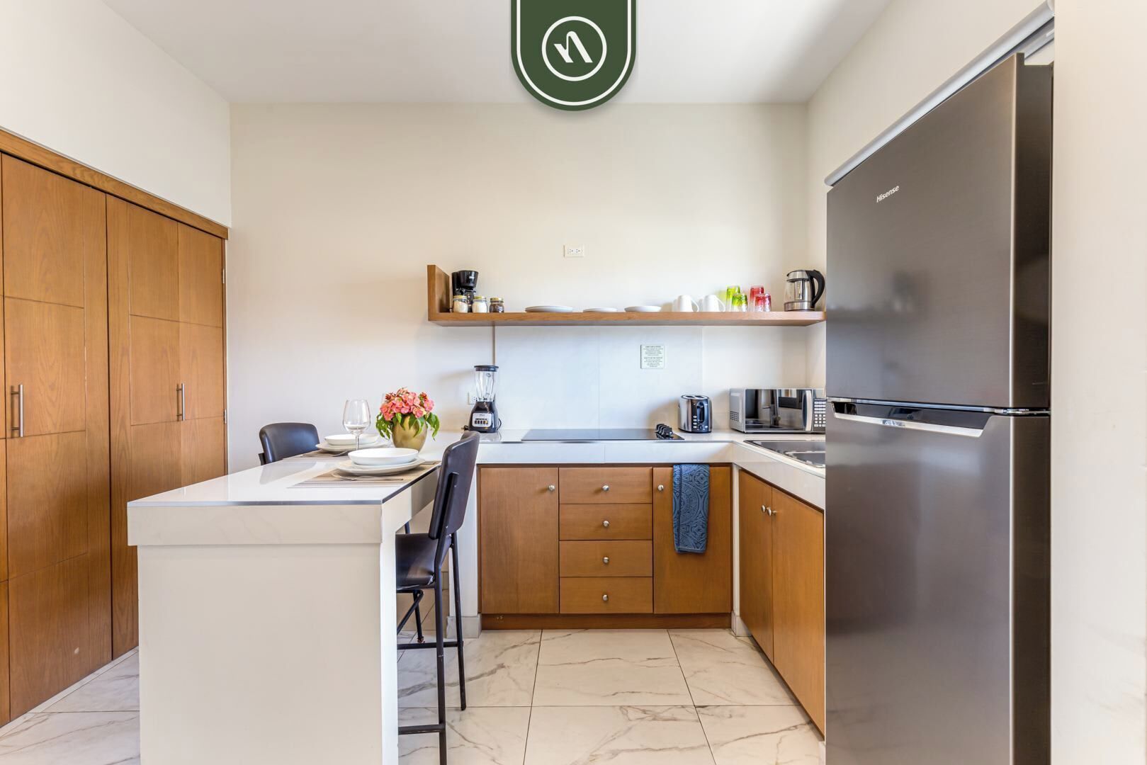 Apartment, 1 King Bed, Kitchen (Maia Cabo(03-05)) | Private kitchen | Coffee/tea maker, dining tables