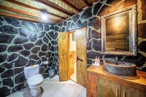 Room - Yoga Maya Villa (Bali)