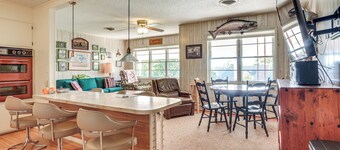 Walk to Marina: Family Home w/ Yard in Kingston