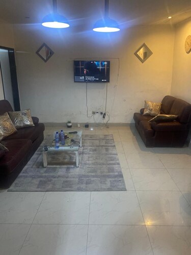 For rent whole house 2 bedrooms, 2 shower rooms, WC, living room.