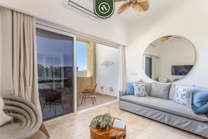 Apartment, 1 King Bed, Balcony, Ocean View (Misiones del Cabo 7212) | Living area