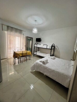 1 sovrum, resesäng, gratis wi-fi och sängkläder