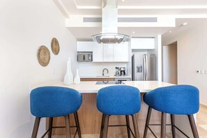 Apartment, Multiple Beds, Balcony, Ocean View (Mistiq 320) | Private kitchen - Luxury 2 BR Condo - Oceanview Pool - Gym (Cabo San Lucas)