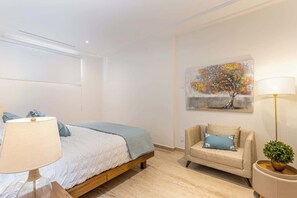 Apartment, Multiple Beds, Balcony, Ocean View (Mistiq 320) - Luxury 2 BR Condo - Oceanview Pool - Gym (Cabo San Lucas)