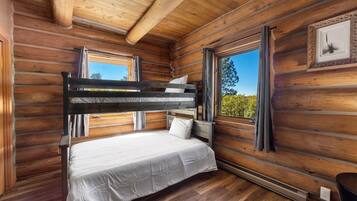 3 dormitorios, tabla de planchar con plancha, wifi y ropa de cama