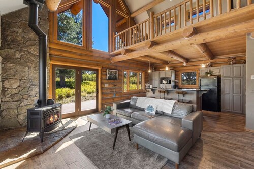 Mesa Vista: 3 bed/2bath Mountain Retreat