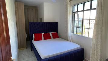 1 quarto, ferros/tábuas de passar roupa, Wi-Fi de cortesia