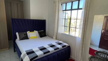 1 chambre, fer et planche à repasser, Wi-Fi gratuit, draps fournis