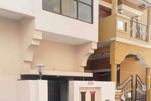 Exterior detail - Maison de ZEN 3, For Serenity, Bliss & Relaxation (Bengaluru)
