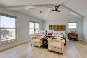 مكواة/لوح كي وواي فاي مجانًا وملاءات أسرّة