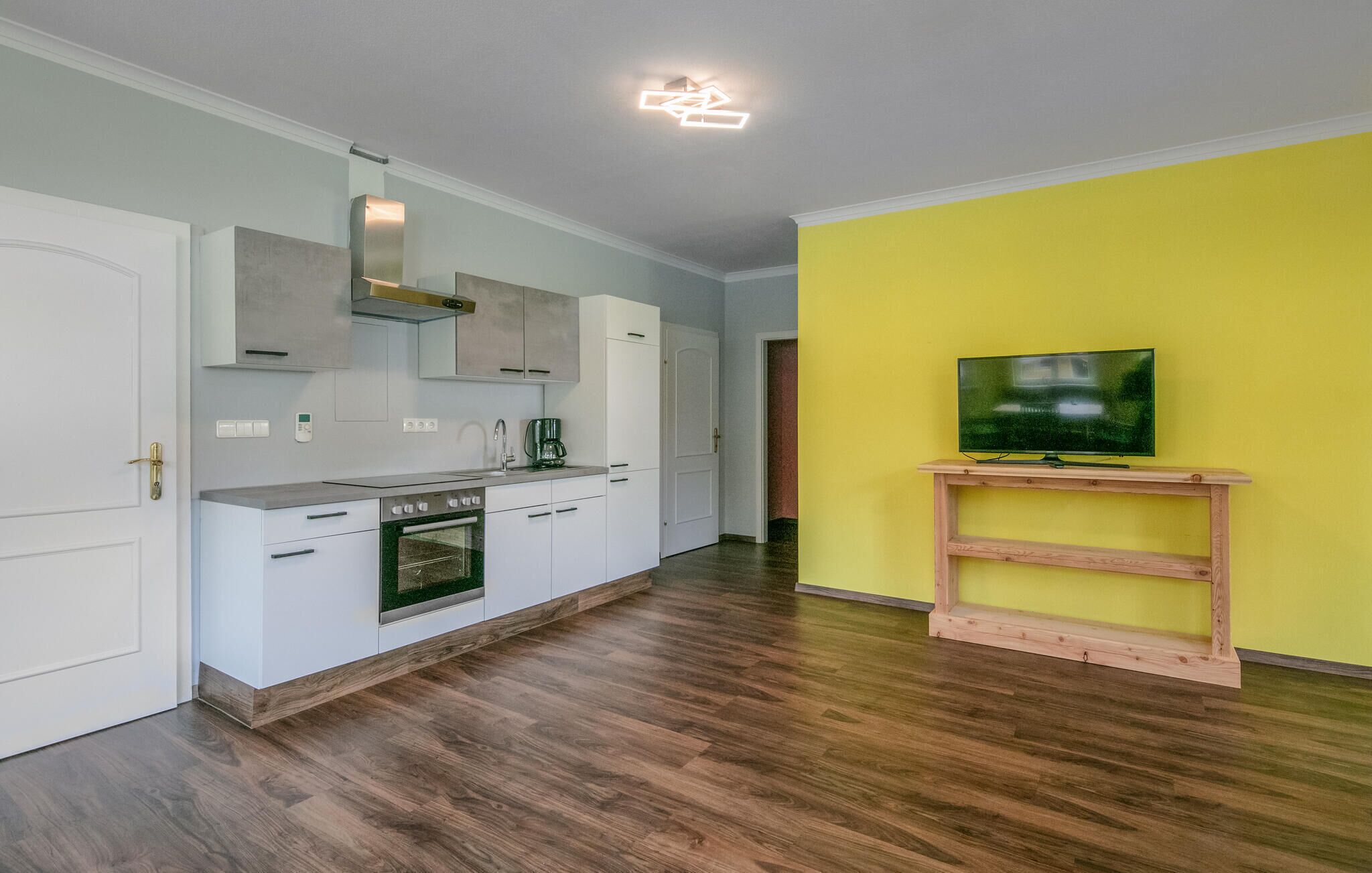 Kühlschrank, Herdplatte, Geschirrspüler