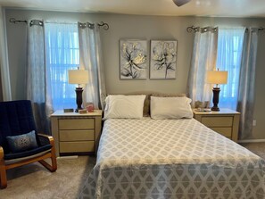 3 bedrooms, iron/ironing board, WiFi, bed sheets