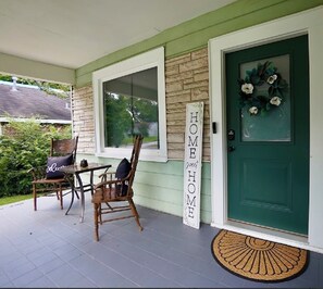Exterior detail - Stylish Bungalow Near Fort Benning (Columbus)