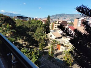 Property grounds - Inspired in Bali with spectacular view 502 (Medellín)