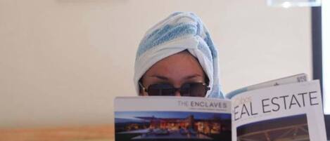 Apartment, Multiple Beds, Balcony, City View (Ocean's Point by Baja Toms) | 2 bedrooms, individually decorated, individually furnished