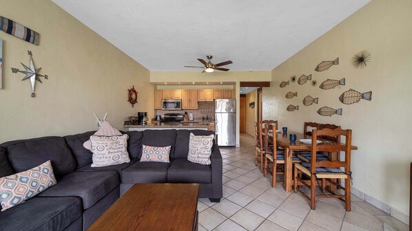 Apartment, Multiple Beds, Balcony, Golf View (Peninsula PEN V1 208) | Living area | 42-inch flat-screen TV with digital channels