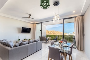 Departamento, varias camas, balcón, vista a la ciudad (Torre Maria 101) | Interior