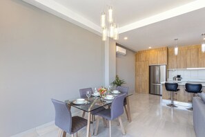 Appartement, Meerdere bedden, balkon, uitzicht op bergen (Torre Maria 101) | Dineren