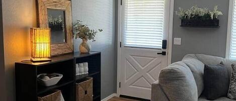 Una Smart TV, libros