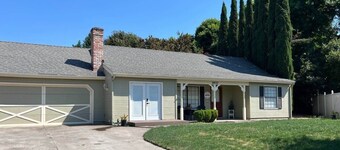 Relaxing Retreat in East Medford