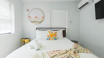 2 chambres, fer et planche à repasser, Wi-Fi gratuit, draps fournis