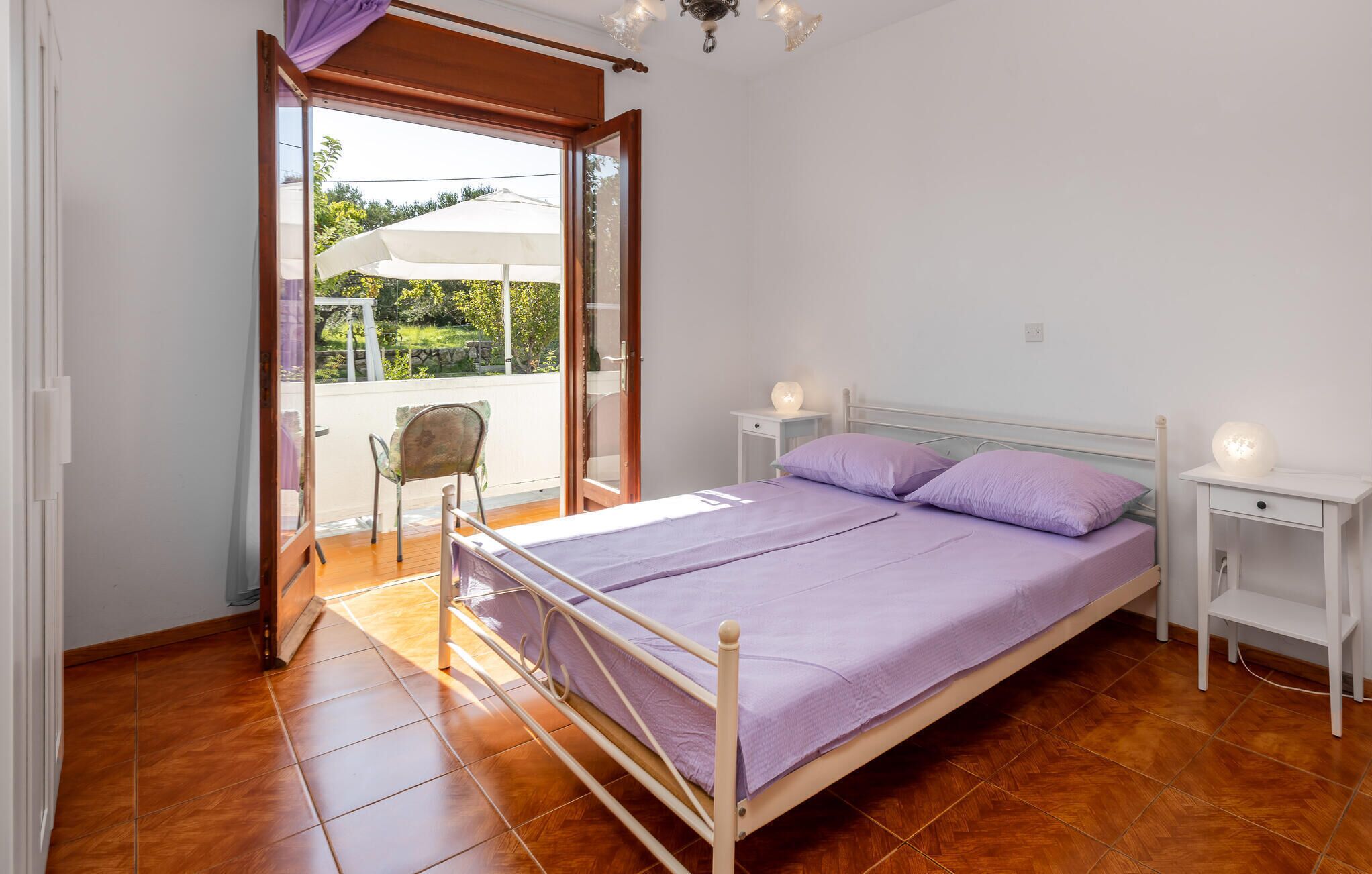 4 bedrooms, iron/ironing board, free WiFi