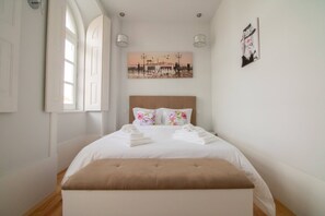 1 chambre, fer et planche à repasser, accès Internet, draps fournis