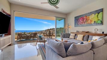 Apartment, Multiple Beds, Balcony, Ocean View (Velamar 200 2C) | Living area