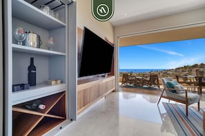 Apartment, Multiple Beds, Balcony, Ocean View (Velamar 200 2C) | Interior