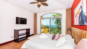 5 bedrooms, iron/ironing board, free WiFi, bed sheets