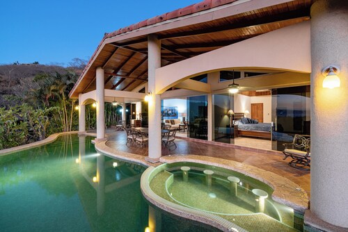 Playa Hermosa Ocean-View Home • 4 BR • Private Pool • Classic Costa Rican Charm