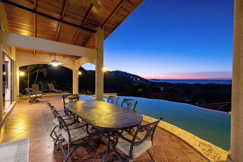 Playa Hermosa Ocean-View Home • 4 BR • Private Pool • Classic Costa Rican Charm