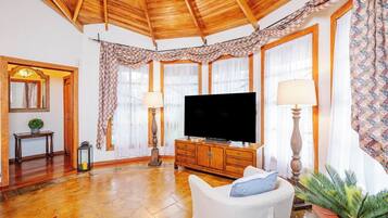 Televisión y oficina