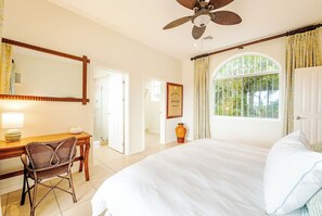 5 Schlafzimmer, Bügeleisen/Bügelbrett, Reisekinderbett, kostenloses WLAN