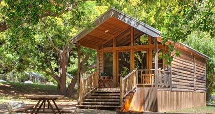 King Cabin | Fireplace | No Hidden Fees