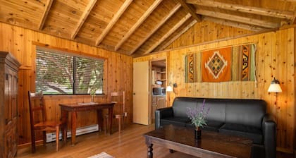 King Cabin | Fireplace | No Hidden Fees