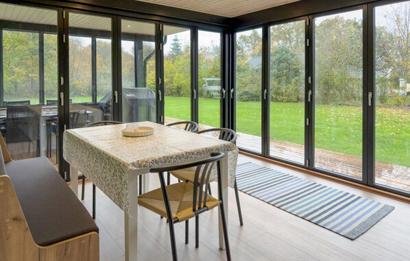 Dining - 3 bedroom stunning home in Grenaa (Grenaa)