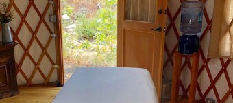 Cabin | Creekside + Firepit | No Hidden Fees