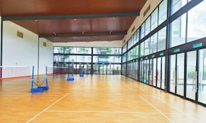 Sports court - KLIA Lili Residensi 5+2 PAX with Splendid Pool (Nilai)