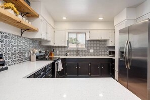 Imagen sin descripción, 5 de 31, botón