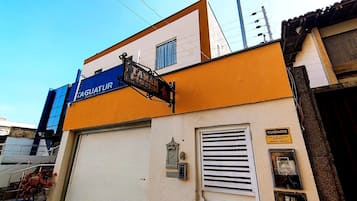 Fachada del alojamiento