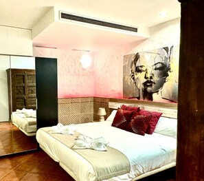 1 habitación, tabla de planchar con plancha, wifi y ropa de cama 
