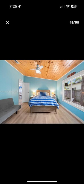 3 室のベッドルーム、アイロン / アイロン台、WiFi、ベッドシーツ