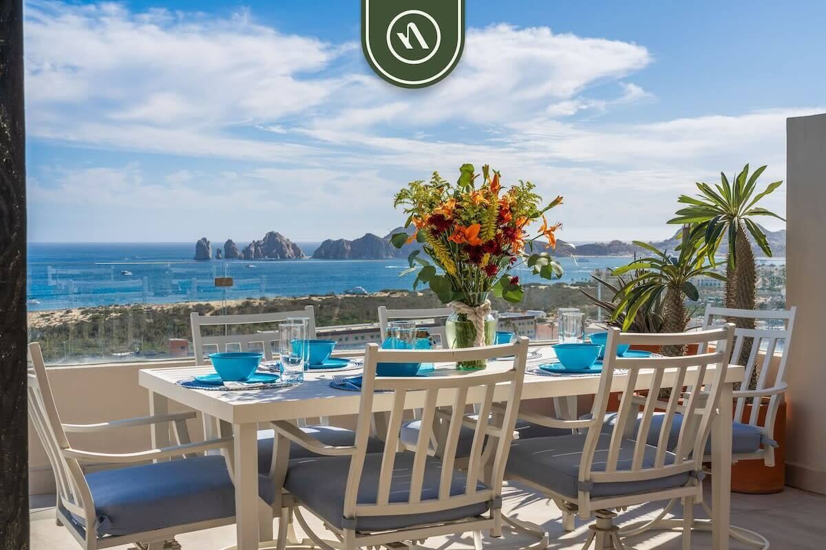 Apartment, Multiple Beds, Balcony, Ocean View (VistaVela II PH 2607) | Outdoor dining
