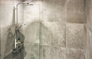 Dusche, Haartrockner