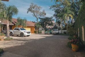 Self-parking (surcharge) - Vivares Pousada Boutique Gramado (Gramado)
